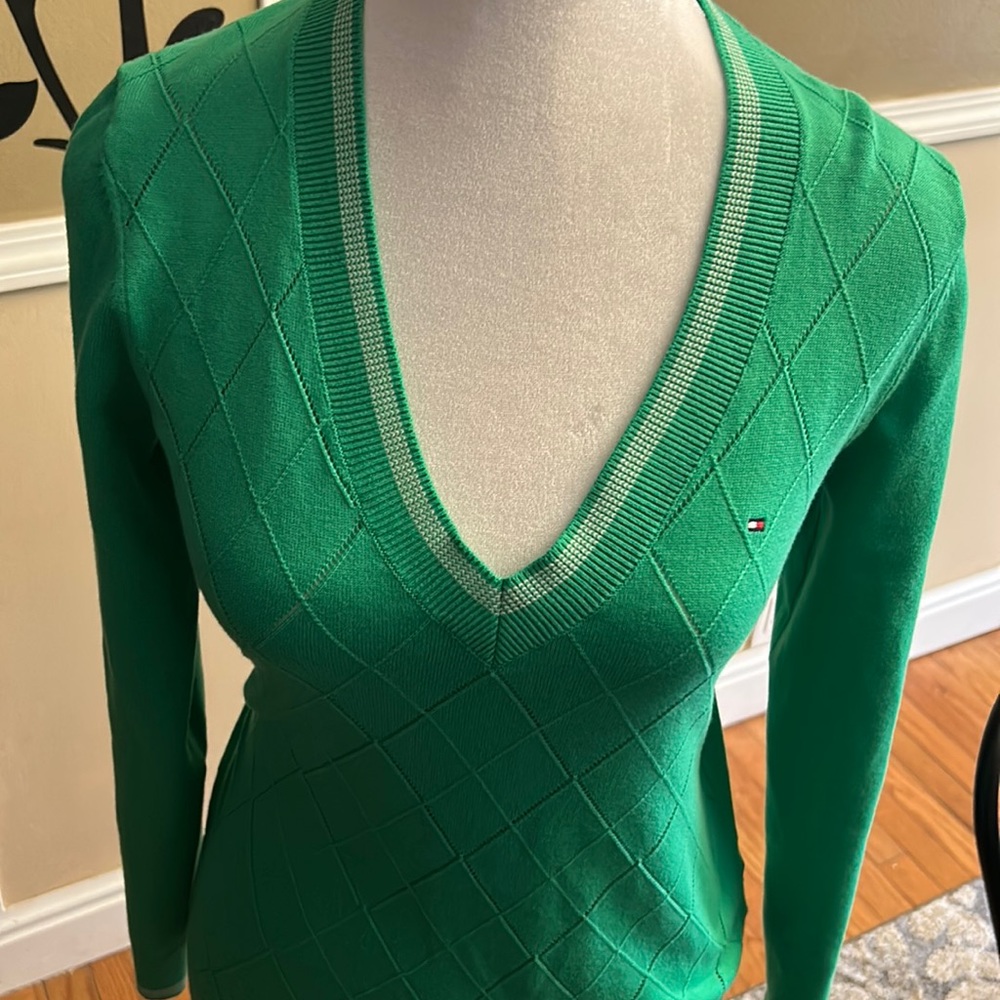 Women’s Tommy Hilfiger size small runs a little, big,bright green V-neck sweater